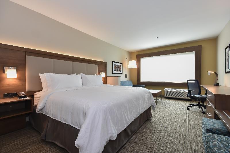 Holiday Inn Express & Suites Charlotte - Ballantyne By Ihg Екстериор снимка